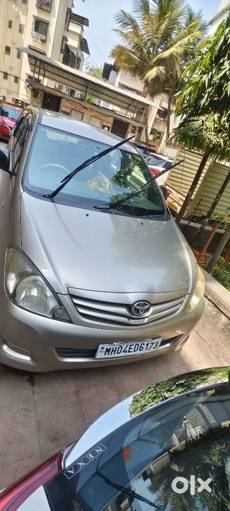 Toyota Innova 2009 Diesel 85000 Km Driven Well Maintained