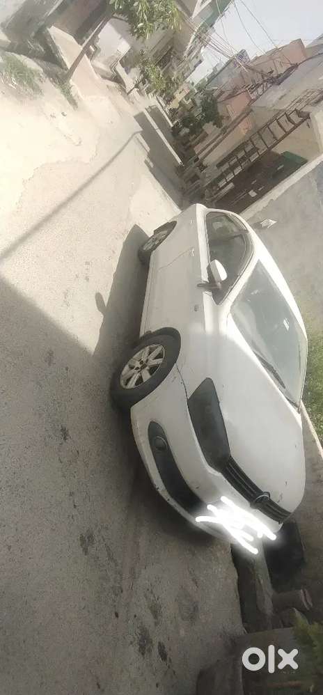 Volkswagen Vento 2012 Petrol 980000 Km Driven