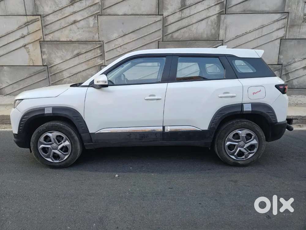 Maruti Suzuki Brezza 2024 Petrol 24000 Km Driven