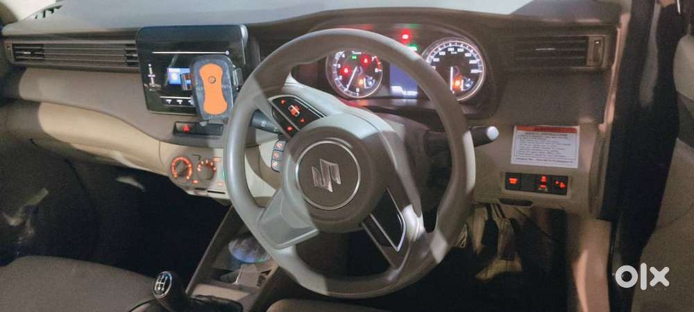 Maruti Suzuki Ertiga 09 Nov/2025