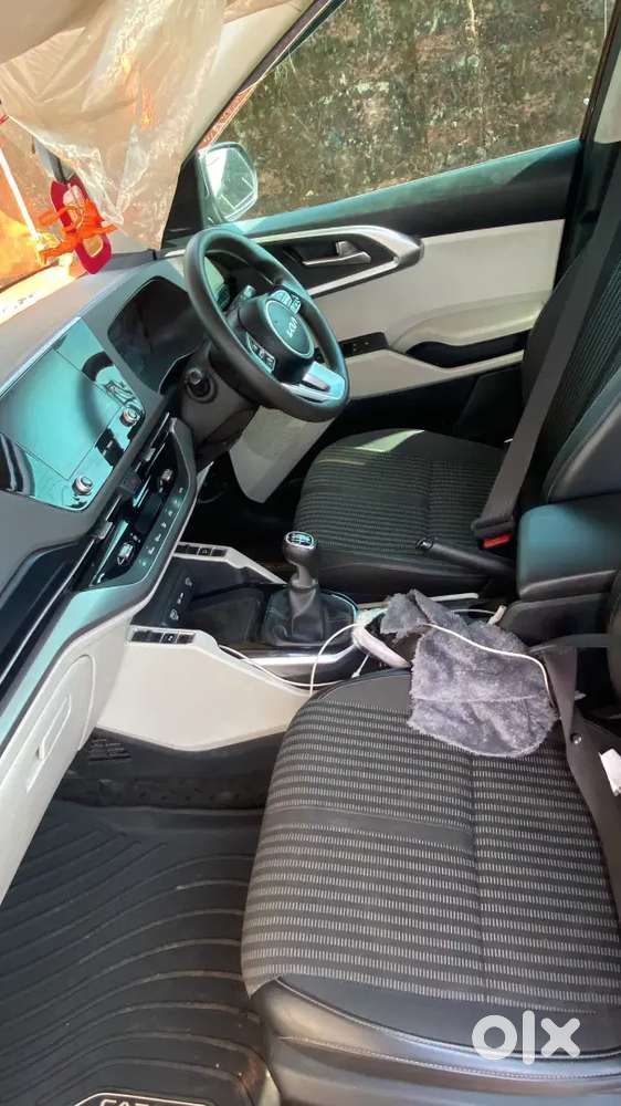 Kia Carens 1.4 Prestige 2024