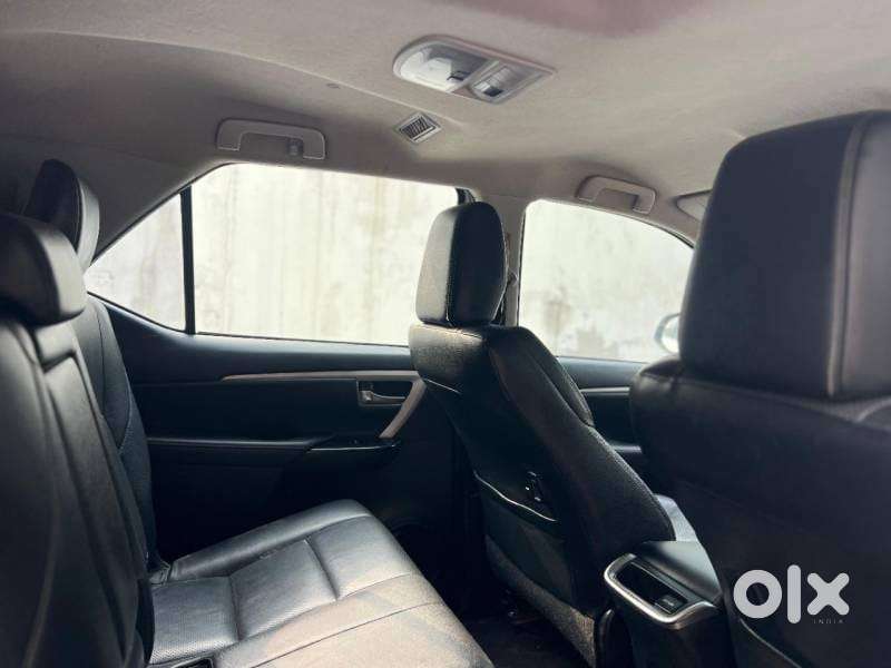 Toyota Fortuner 4x2 At 2.8 Diesel, 2022, Diesel