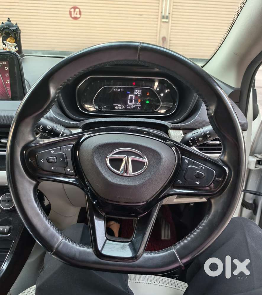 Tata Nexon 1.2 Revotron Xz Plus Premium, 2024, Petrol