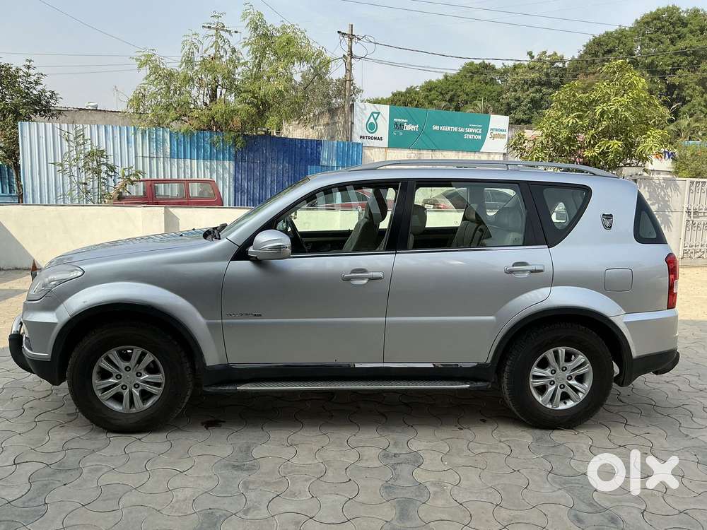 Mahindra Rexton, 2014, Diesel