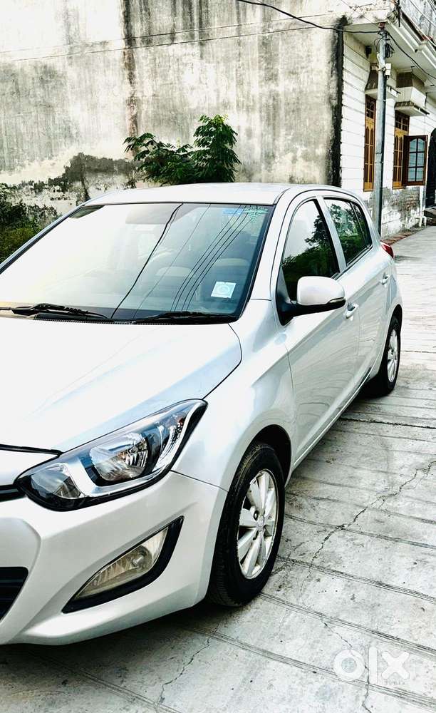 Hyundai I20 2010-2012 1.2 Sportz Option, 2012, Cng & Hybrids