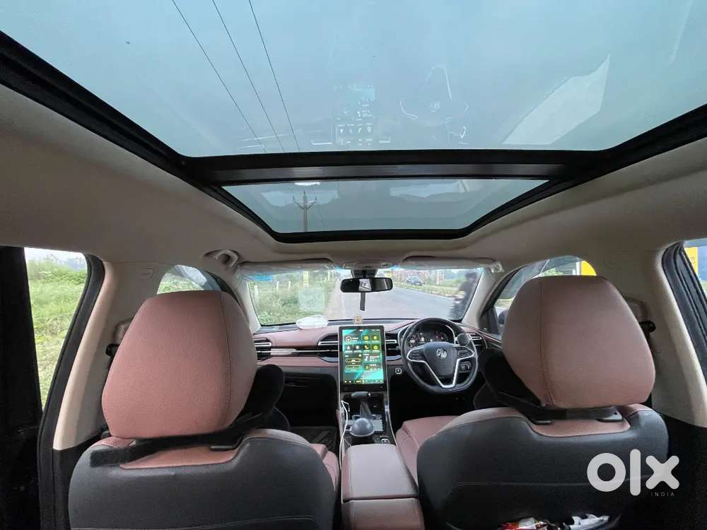 Mg Hector Plus Sharp Petrol 2025