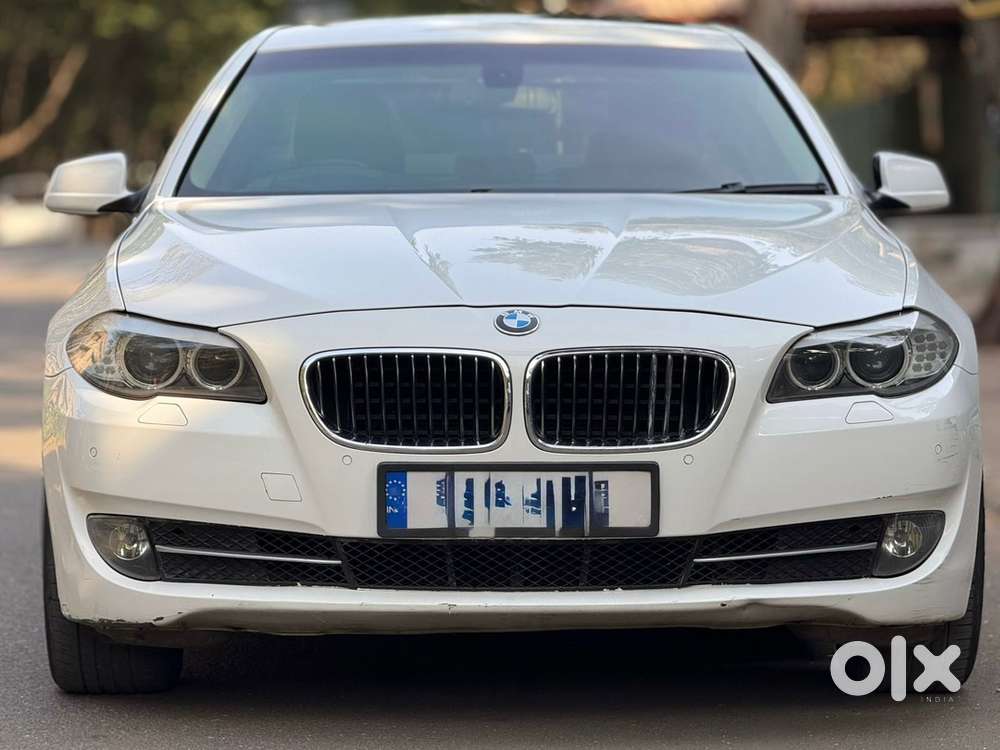 Bmw 5 Series 523i Sedan 2011
