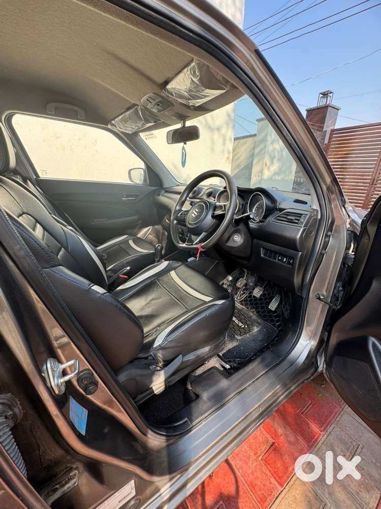 Maruti Suzuki New-gen Swift 2023 Petrol 42000 Km Driven