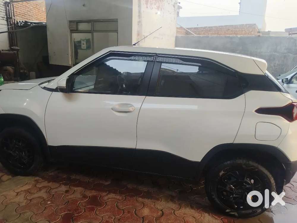 Good Condition Car New Jaisi Dealer Dur Rhe
