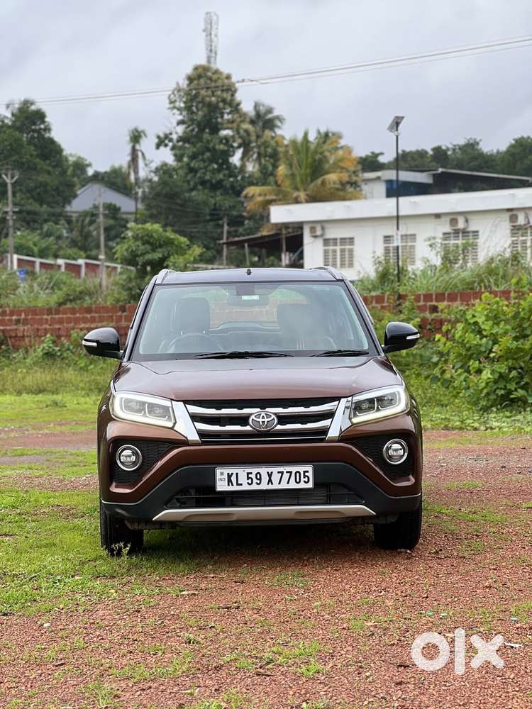 Toyota Urban Cruiser 1.5 Premium Grade Dual Tone Mt, 2021, Petrol