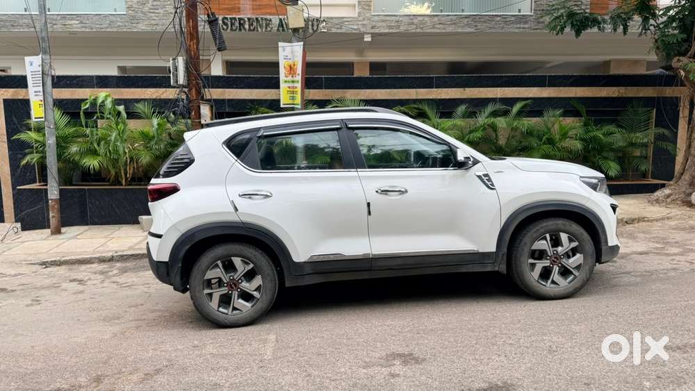 Kia Sonet Petrol 2023