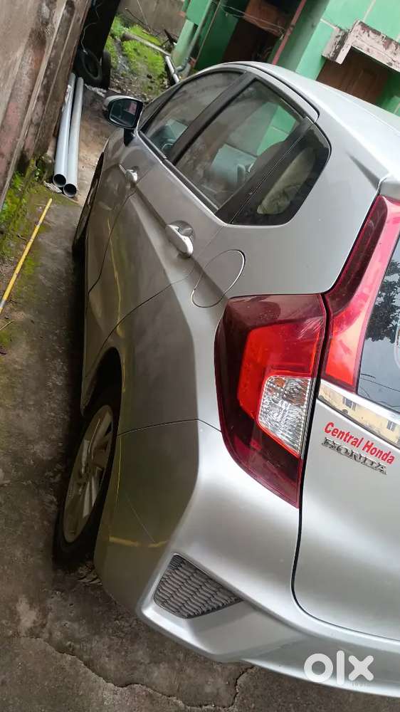 Honda Jazz V Mt Privilege 2016