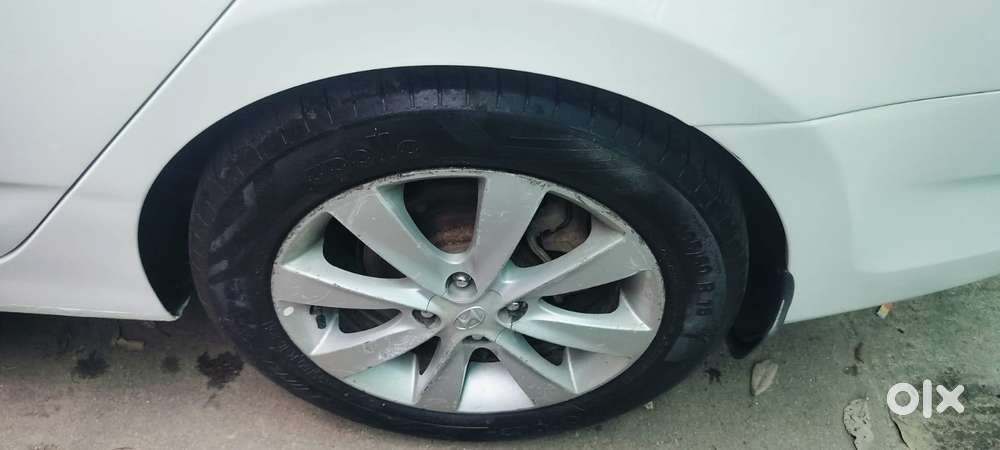 Hyundai Fluidic Verna 1.6 Vtvt Sx, 2013, Diesel