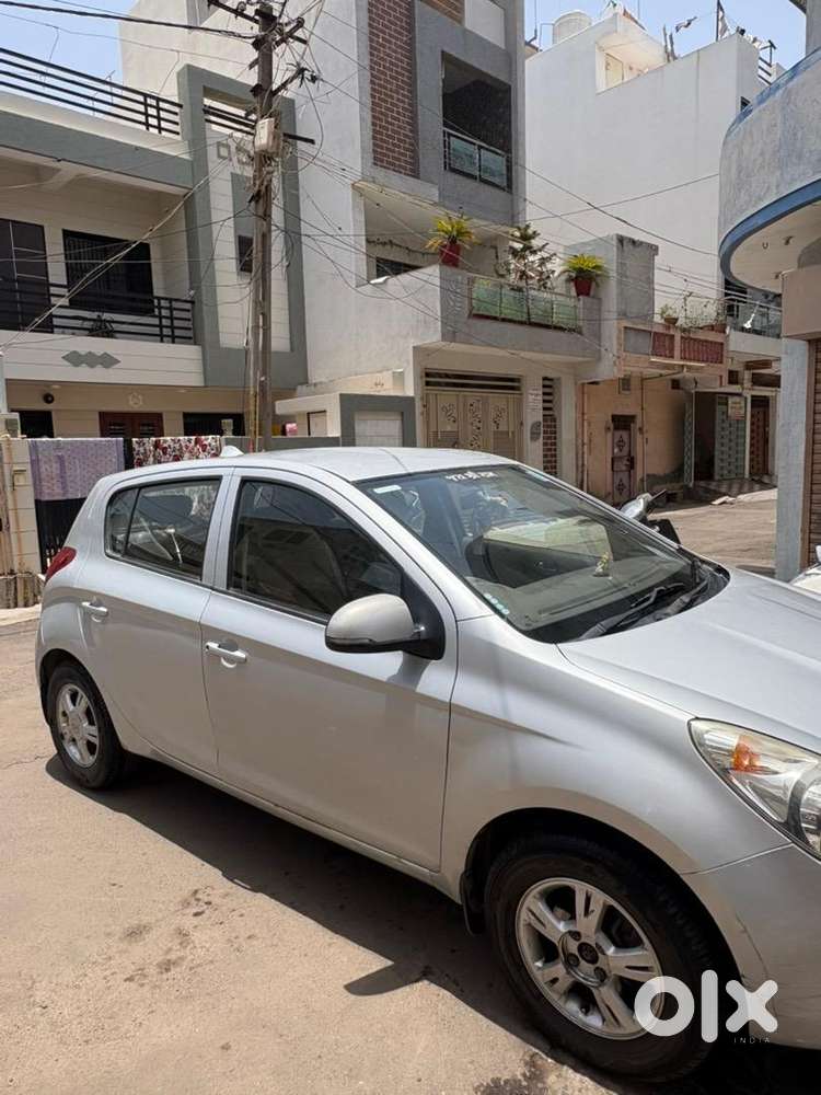 Hyundai Elite I20 Asta 2011