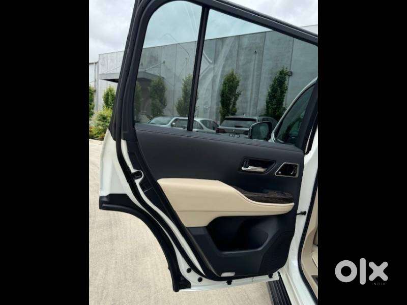 Toyota Land Cruiser Vx Premium, 2025, Diesel