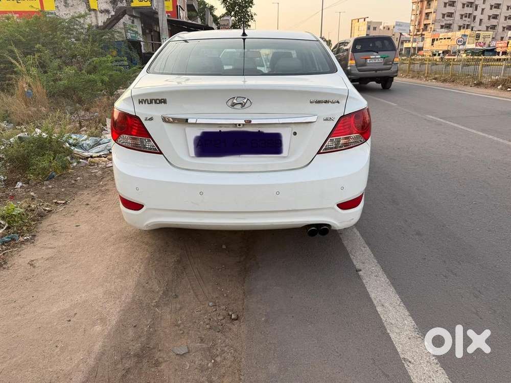 Hyundai Fluidic Verna 2012 Diesel 110000 Km Driven