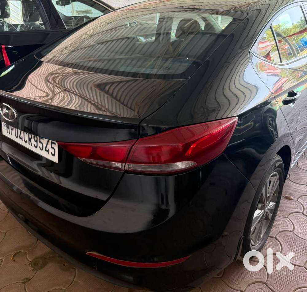 Hyundai Elantra 2017 Petrol Well Maintained