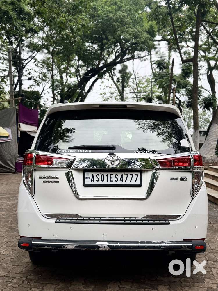 Toyota Innova Crysta 2.4 V 8 Str, 2020, Diesel