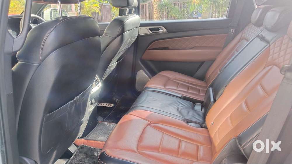 Mahindra Alturas G4 4x4 At, 2019, Diesel