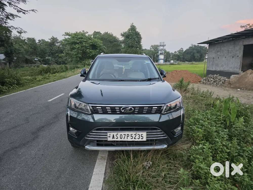 2019 Mahindra Xuv300 W8(o) Petrol | Top Model | As-07 Reg | Sunroof