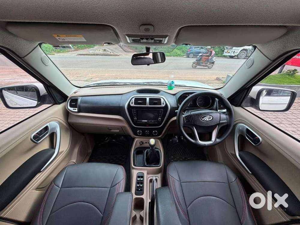 Mahindra Tuv 300 T10, 2017, Diesel