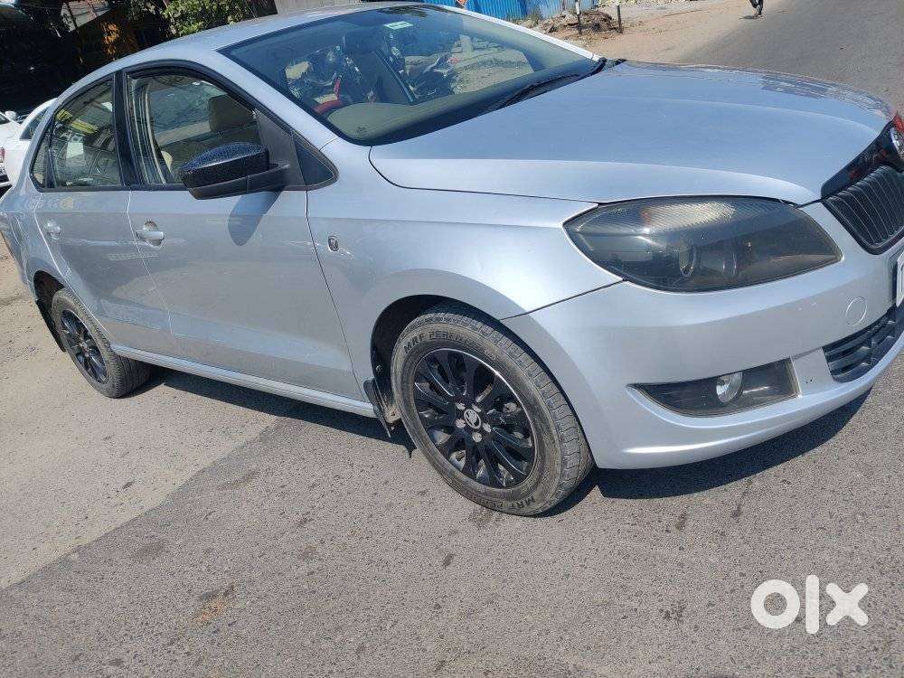 Skoda Rapid 2013-2016 1.6 Mpi At Elegance Plus, 2015, Diesel