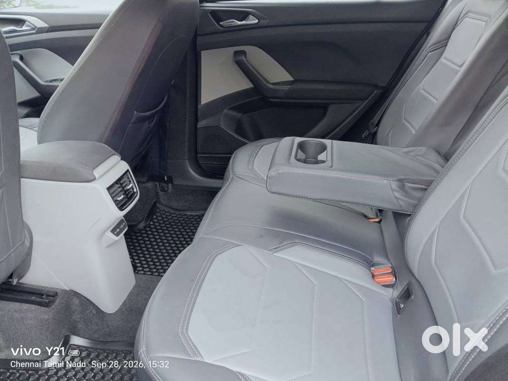 Skoda Kushaq 1.0 Tsi Ambition, 2022, Petrol