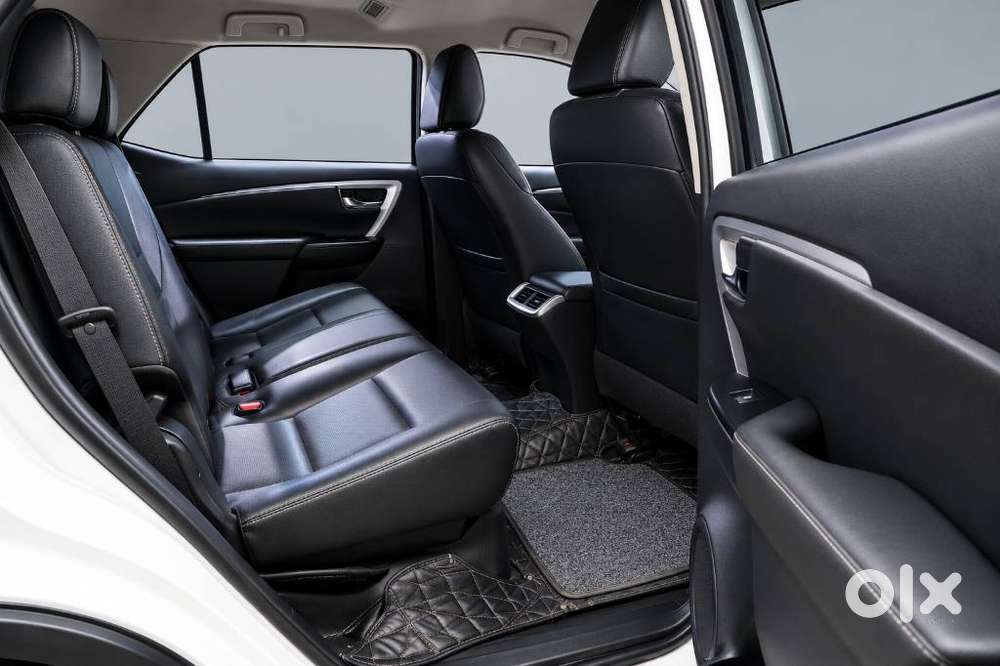 Toyota Fortuner 4x2 Mt 2.8 Diesel, 2023, Diesel