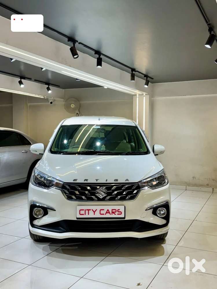 Maruti Suzuki Ertiga Vxi At, 2022, Petrol