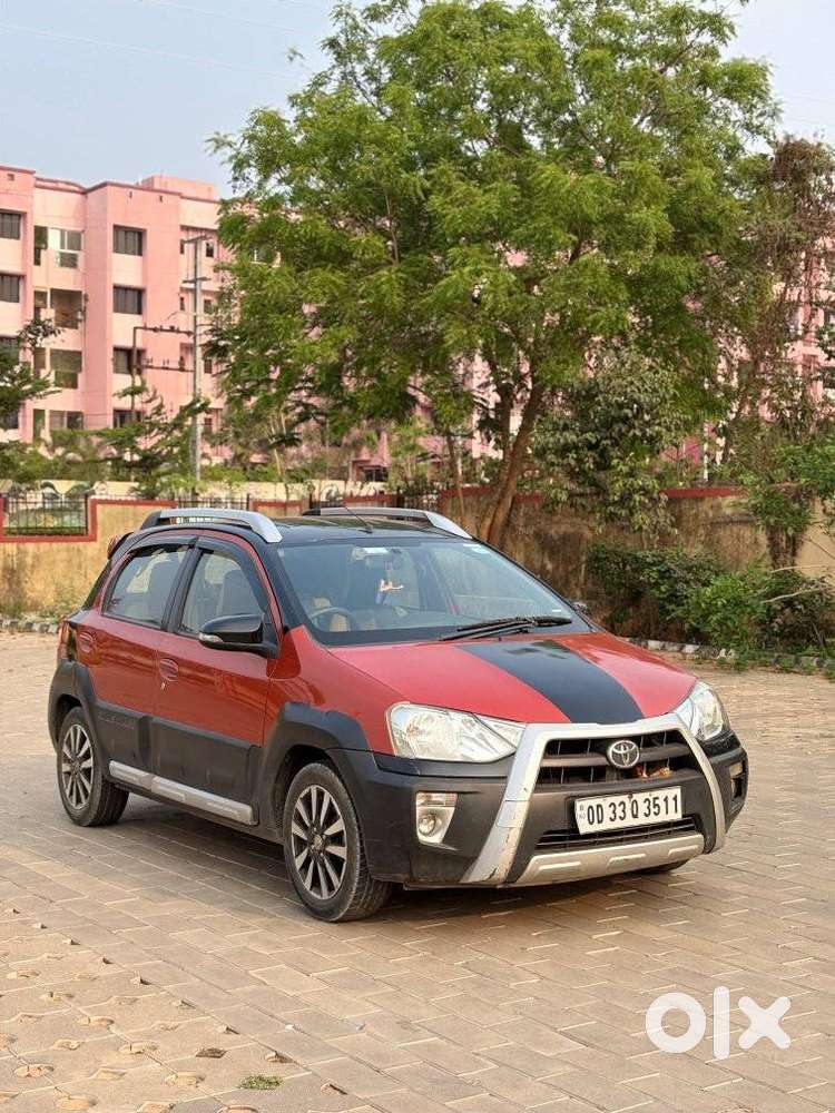 Toyota Etios Cross 1.2l G, 2017, Petrol