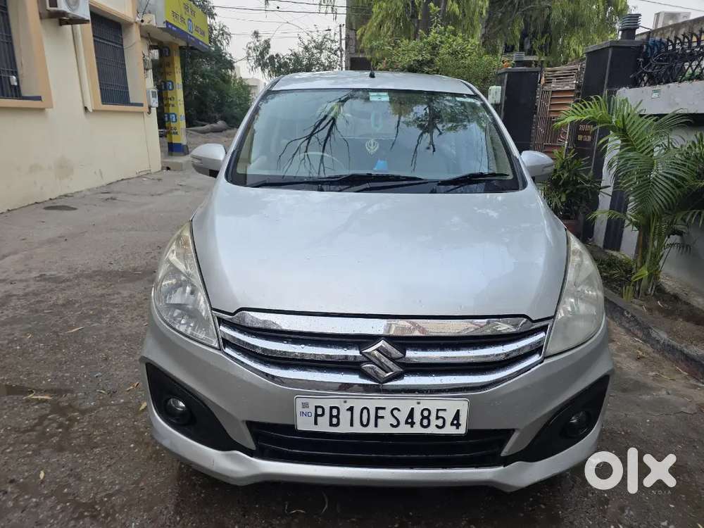Maruti Suzuki Ertiga 2016 Diesel 102000 Km Driven