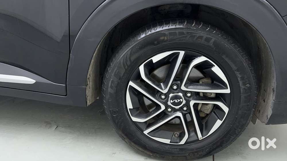 Kia Carens 1.5 Luxury Plus Diesel 6 Str, 2022, Diesel