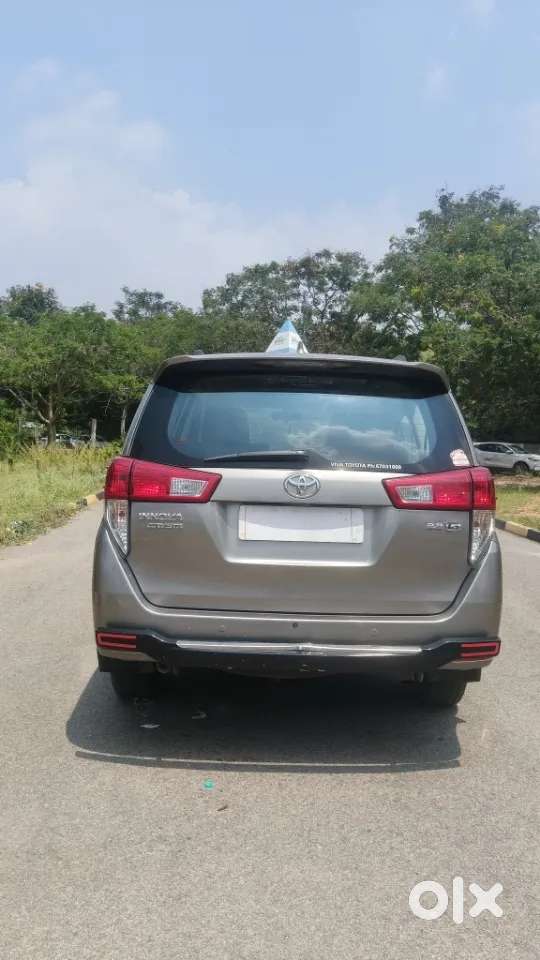 Toyota Innova Crysta 2.8 Gx At 7 Str, 2017, Diesel