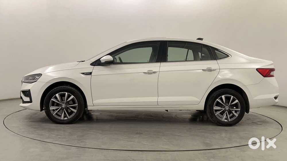 Skoda Slavia Style 1.0l Tsi At, 2024, Petrol