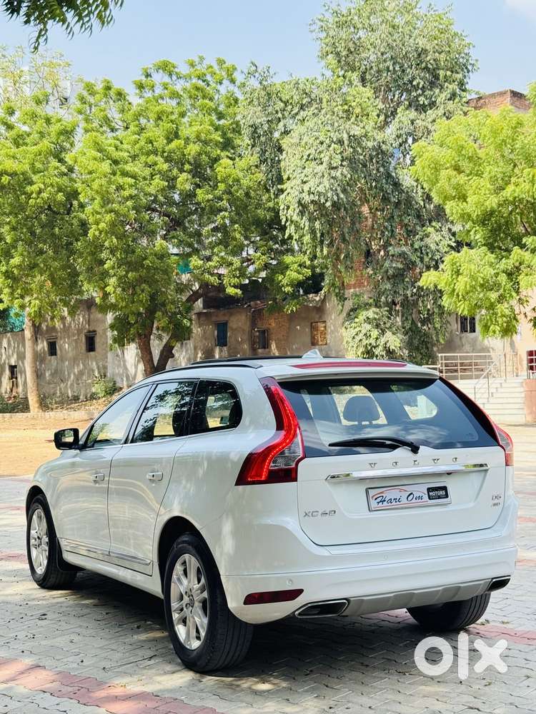 Volvo Xc60 D5 Awd Automatic, 2016, Diesel