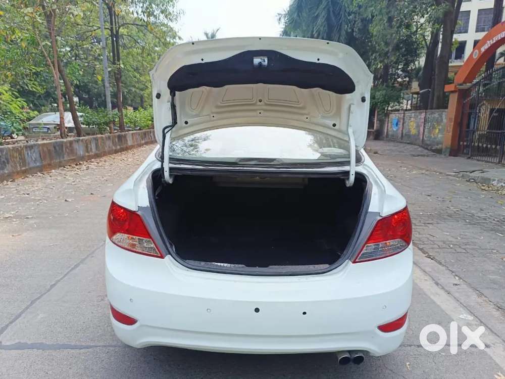 Hyundai Verna 2012