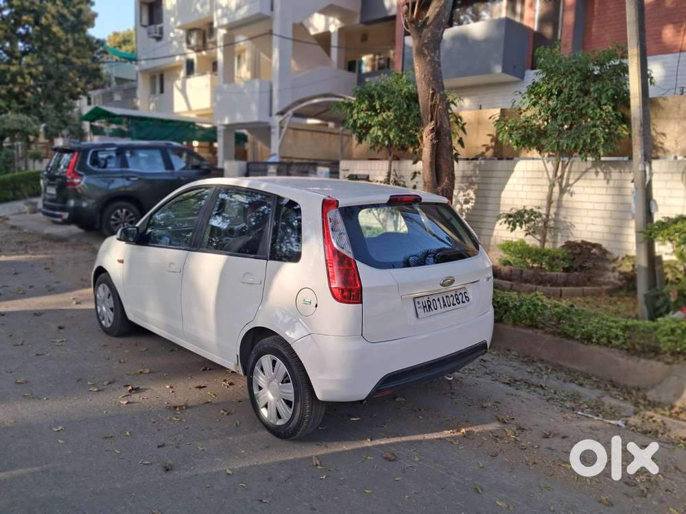 Ford Figo, 2011, Petrol