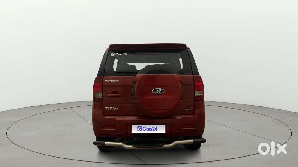 Mahindra Tuv 300 T8 Amt, 2016, Diesel