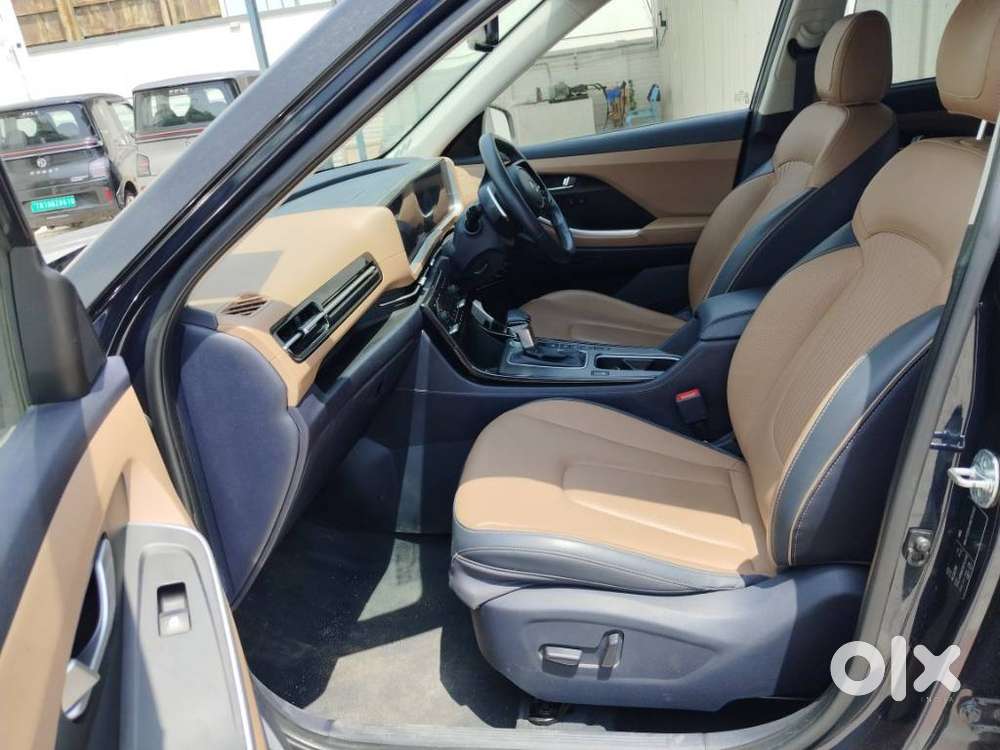 Hyundai Alcazar Signature 1.5 Petrol Dct 6str, 2024, Petrol