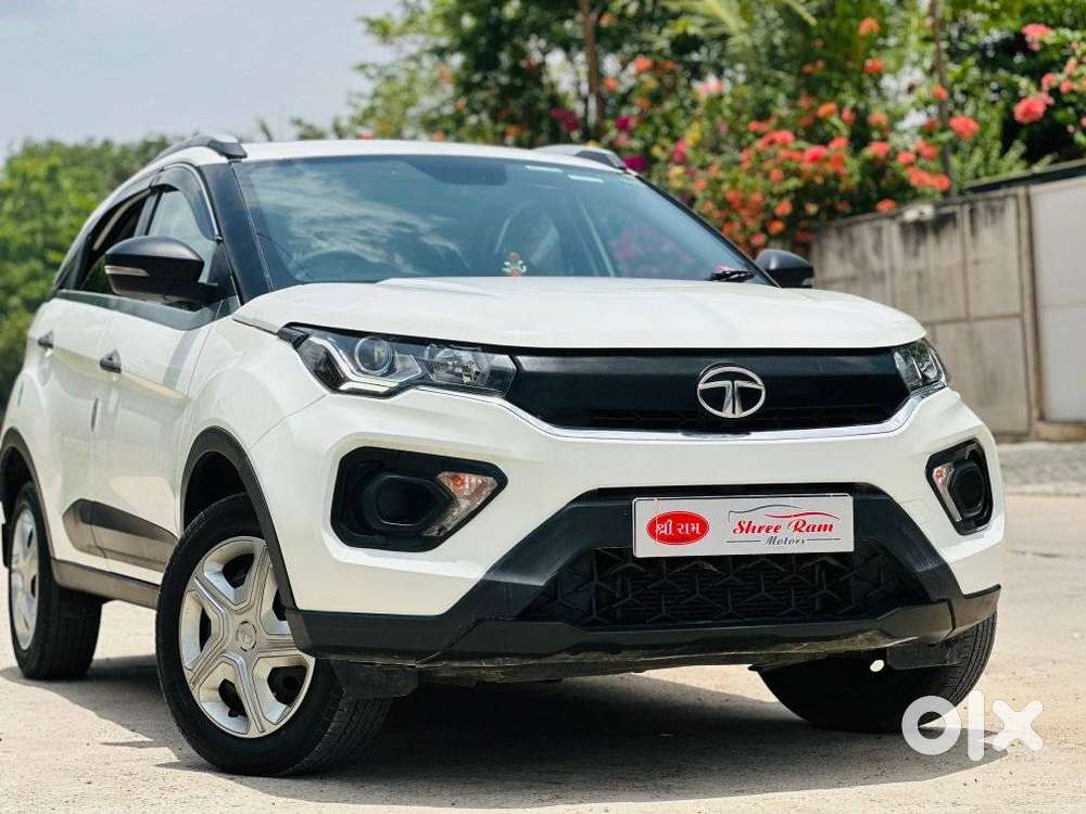 Tata Nexon 1.2 Revotron Xm (s), 2021, Petrol