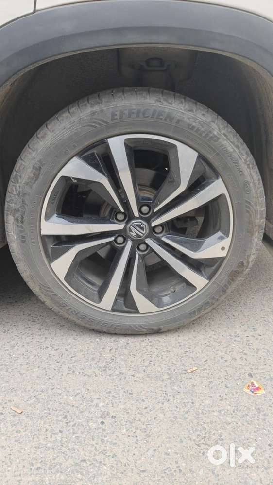 Mg Hector Plus Petrol 2023