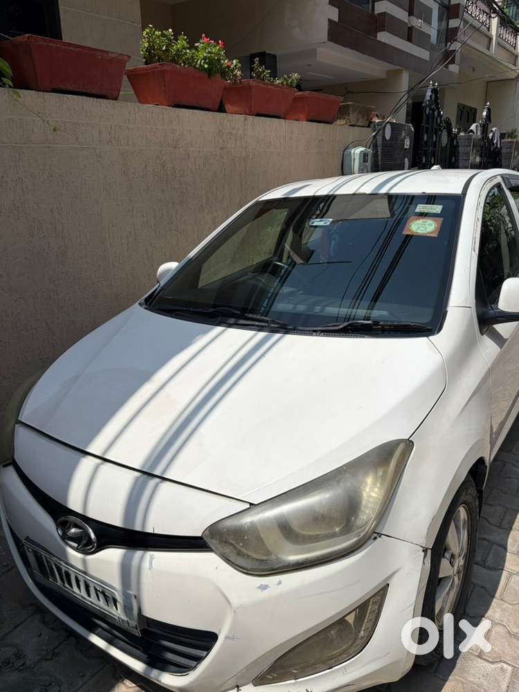 Hyundai I20 Sportz Diesel 2013