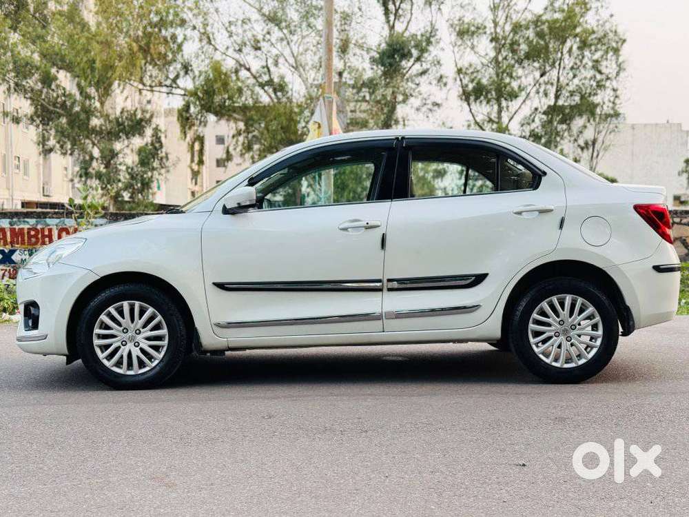 Maruti Suzuki Dzire 1.2 Zxi Amt, 2018, Petrol