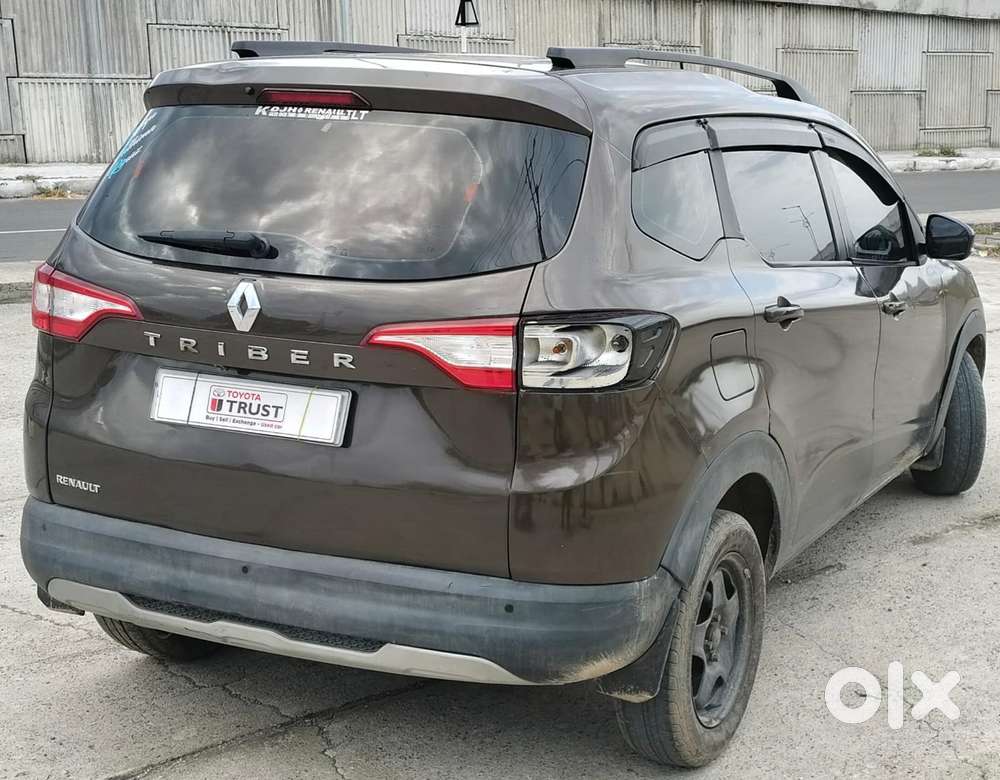 Renault Triber Rxl, 2022, Petrol