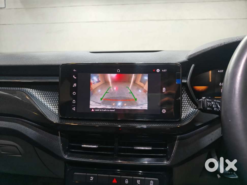 Skoda Kushaq 1.0 Tsi Style At, 2024, Petrol