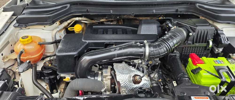 Mahindra Xuv300 W8 Option Diesel, 2023, Diesel