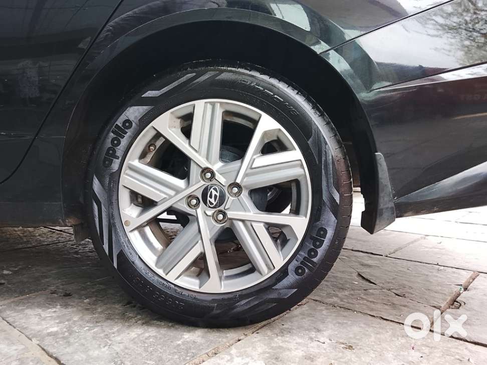 Hyundai Verna 1.5 Sx (o) Ivt, 2025, Petrol