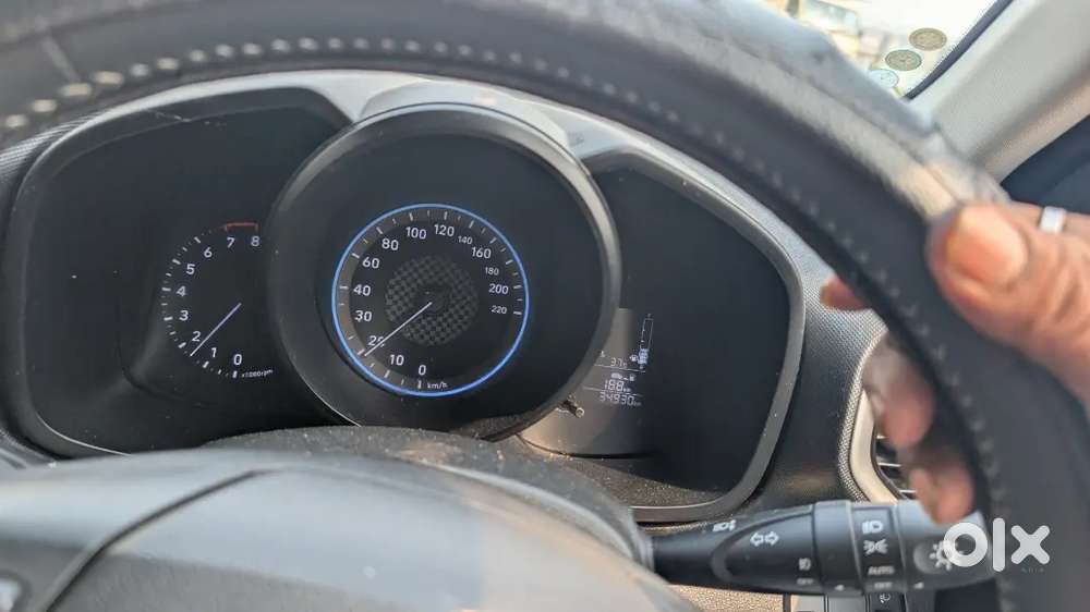 Hyundai Venue 2020 Petrol Well Maintained