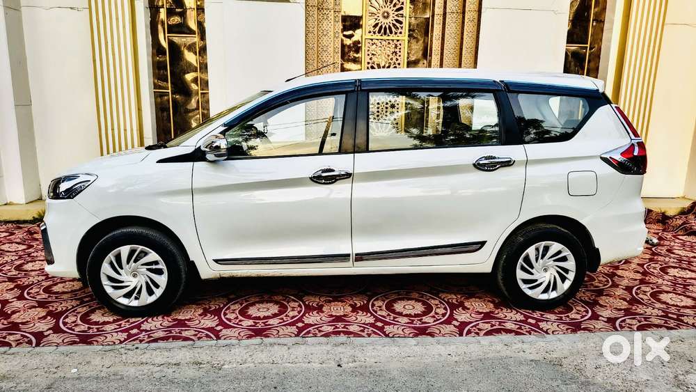 Maruti Suzuki Ertiga 2022-2023  Vxi, 2023, Petrol