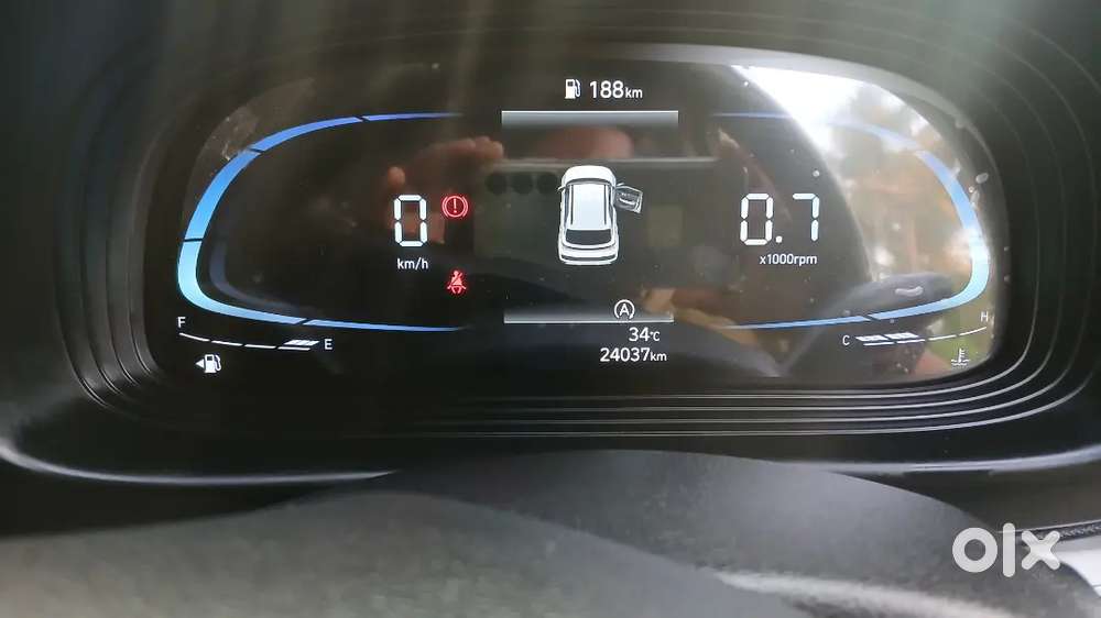 Hyundai Venue 2023 Diesel 22430 Km Driven